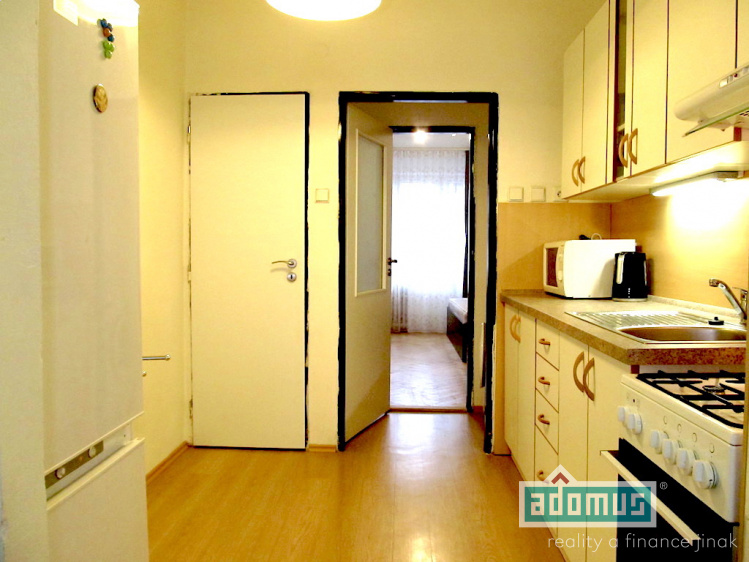 Pronájem 2+kk, 61m² Ortenovo náměstí - kuchyně